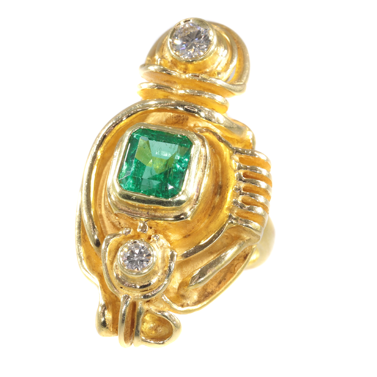 Artist jewellery gold ring by Demaret with diamonds and emerald